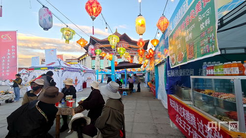 青海果洛瑪央夜市開(kāi)攤迎客，高原特色好物熱銷(xiāo)帶動(dòng)批發(fā)貿(mào)易新活力